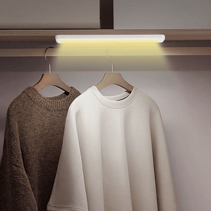 Aigostar - LED Rasveta za ormare sa senzorom pokreta LED/1,5W/3xAA 3000K