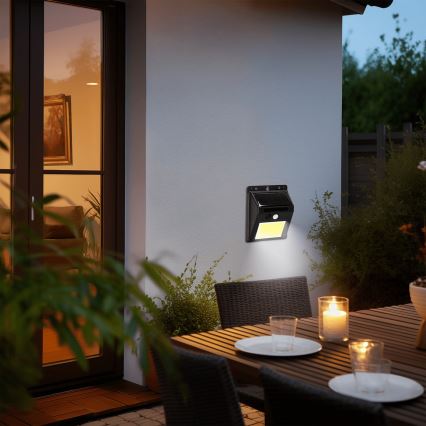 Aigostar - LED Solarna zidna lampa sa senzorom LED/13W/5,5V 6500K IP65