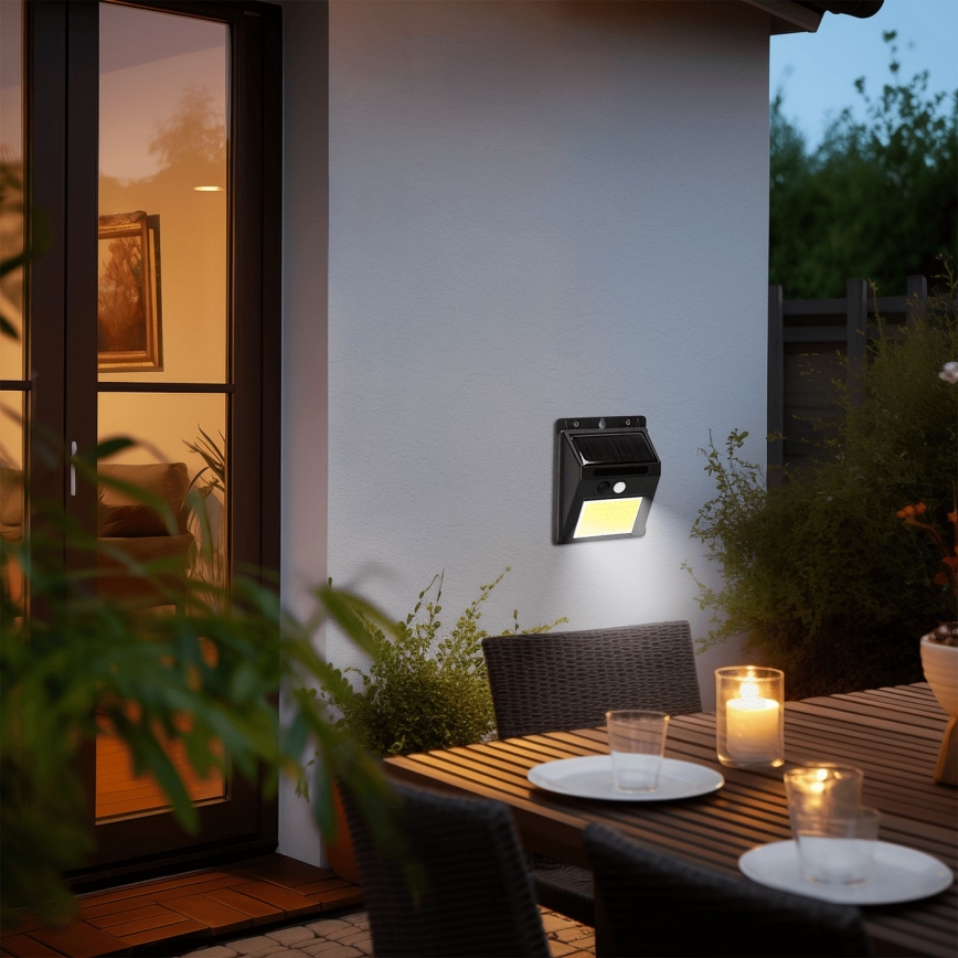Aigostar - LED Solarna zidna lampa sa senzorom LED/13W/5,5V 6500K IP65