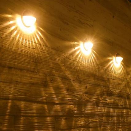 Aigostar - LED Solarna zidna rasveta LED/2W/1,2V crno 2700K IP44