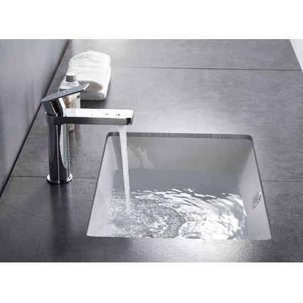 Aqualine - Slavina za lavabo DAPHNE 15,5 cm sjajni krom