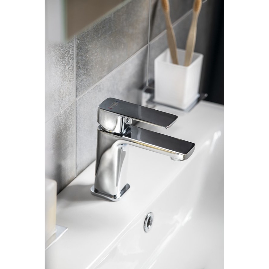Aqualine - Slavina za lavabo FACTOR sjajni krom
