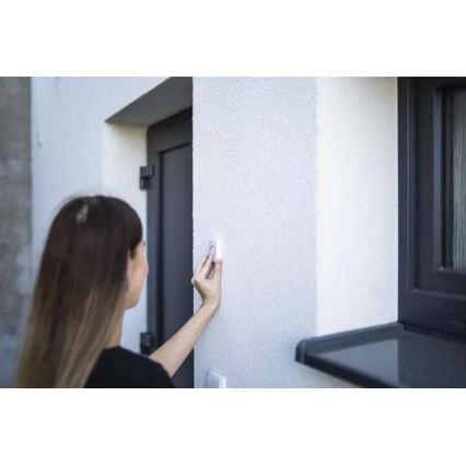 Bežični zvono za utičnicu 230V + 1xCR2032 IP44 belo