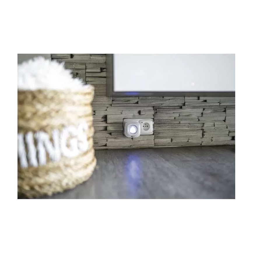 Bežični zvono za utičnicu 230V + 1xCR2032 IP44 belo