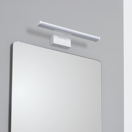 Brilagi - LED osvetljenje za kupatilsko ogledalo 3u1 VESTRA LED/8W/230V 40 cm IP44 bela