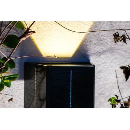 Brilagi - LED Solarna zidna lampa sa senzorom SOLAR CUBE LED/2W/3,2V IP54