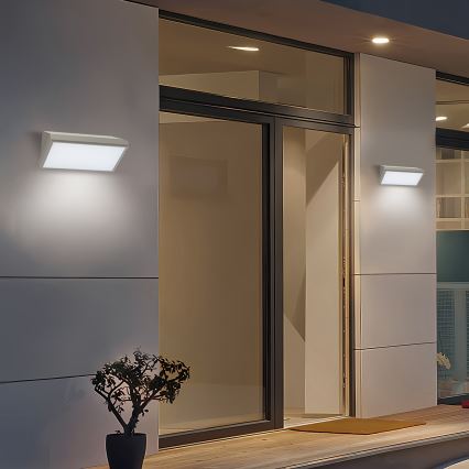 Brilagi - LED Spoljna zidna lampa TRIANGLE LED/20W/230V sivo IP65