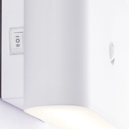 Brilliant - LED spoljašnja punjiva zidna lampa sa senzorom XINO LED/3W/5V 3600 mAh IP44 bela