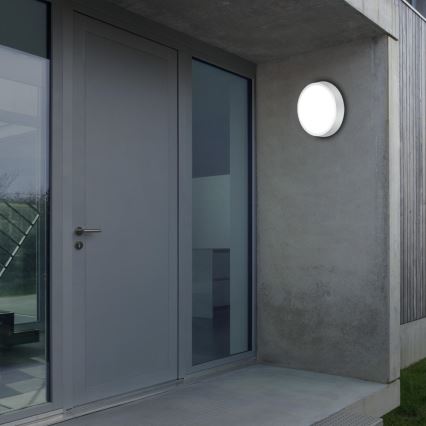 Briloner 3018-014 - LED plafonjera za kupatilo HAGEN LED/24W/230V IP44 bela
