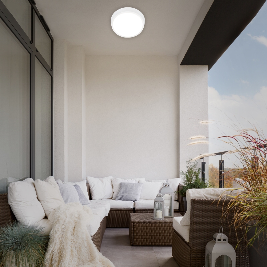 Briloner 3018-016 - LED Spoljašnja plafonjera HAGEN LED/24W/230V 4000K IP44 bela