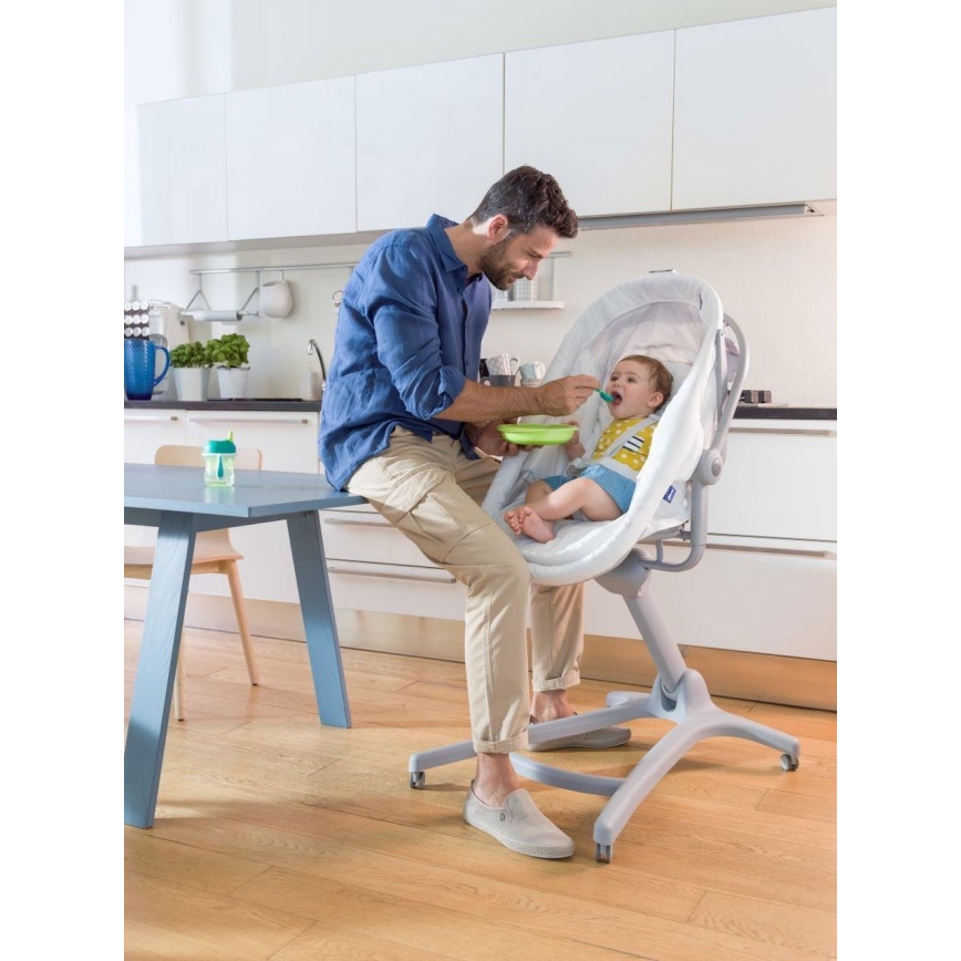 Chicco - Trpezarijski set za krevetić BABY HUG