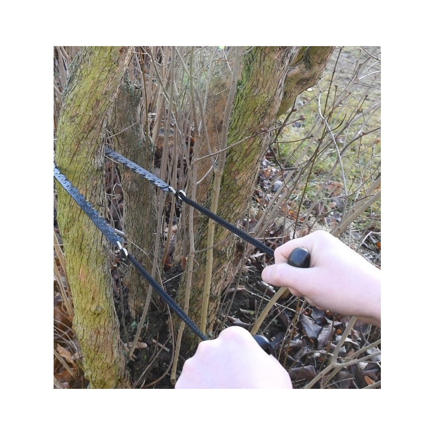 Crna ručna lančana testera