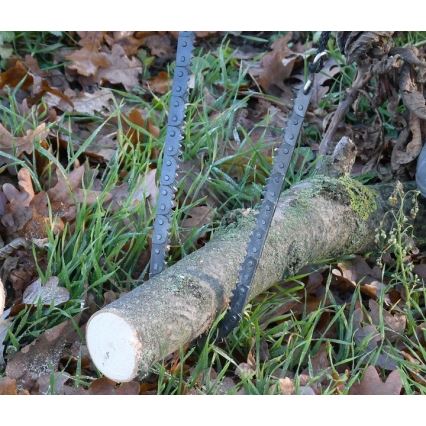 Crna ručna lančana testera