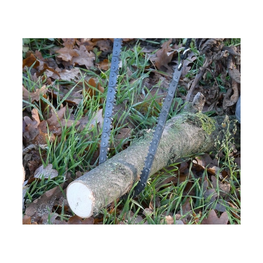 Crna ručna lančana testera