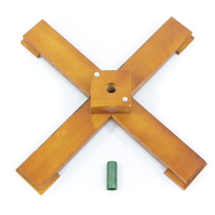 Drveni stalak za božićnu jelku sa držačem prečnika 33 mm