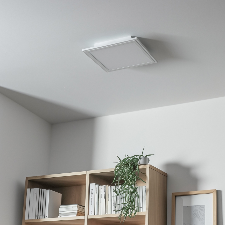 Eglo 79322 - LED Prigušiva plafonjera SALOBRENA LED/16W/230V 4000K 30x30 cm bela