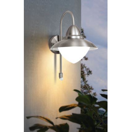 EGLO - Spoljašnja zidna lampa sa senzorom 1xE27/60W IP44