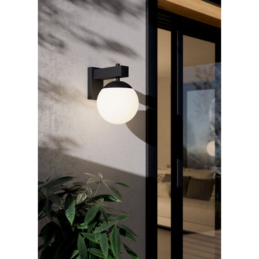 Eglo - Spoljašnja zidna lampa 1xE27/40W/230V crno IP44