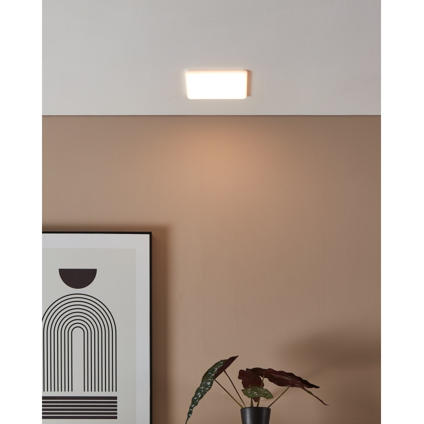 Eglo - LED Plafonjera za kupatilo LED/11,5W/230V 15,5x15,5 cm IP65