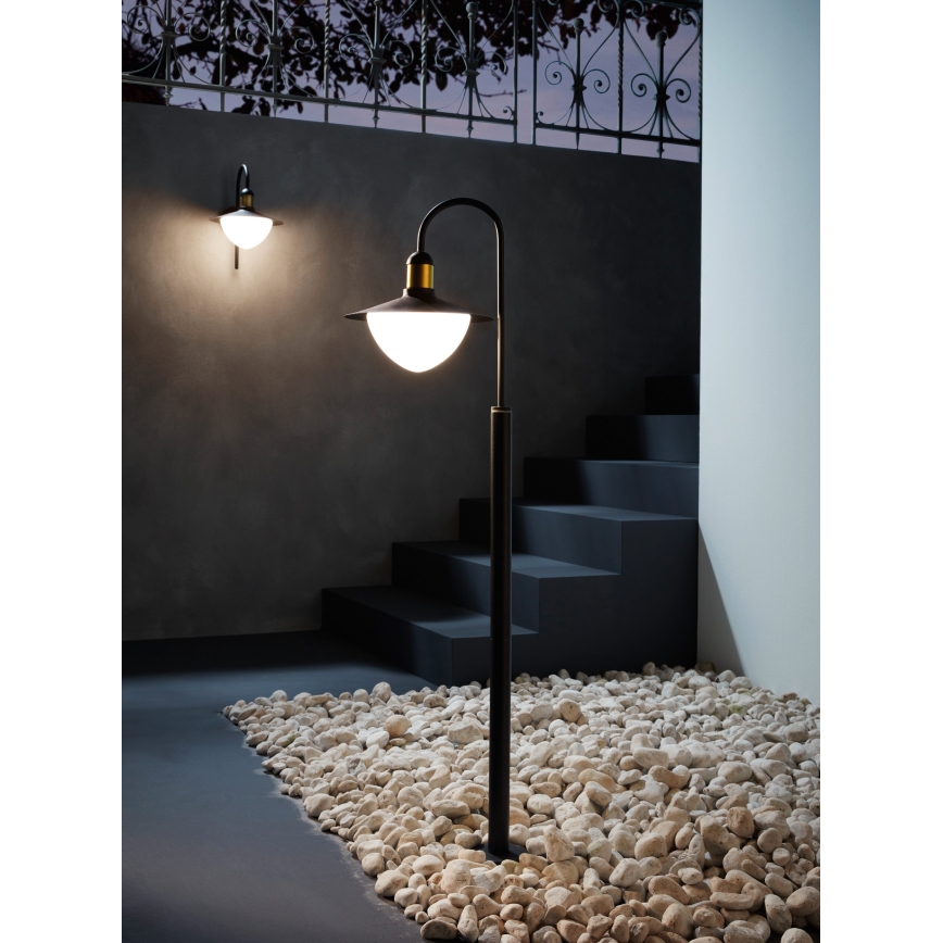 Eglo - Spoljašnja zidna lampa 1xE27/60W/230V IP44