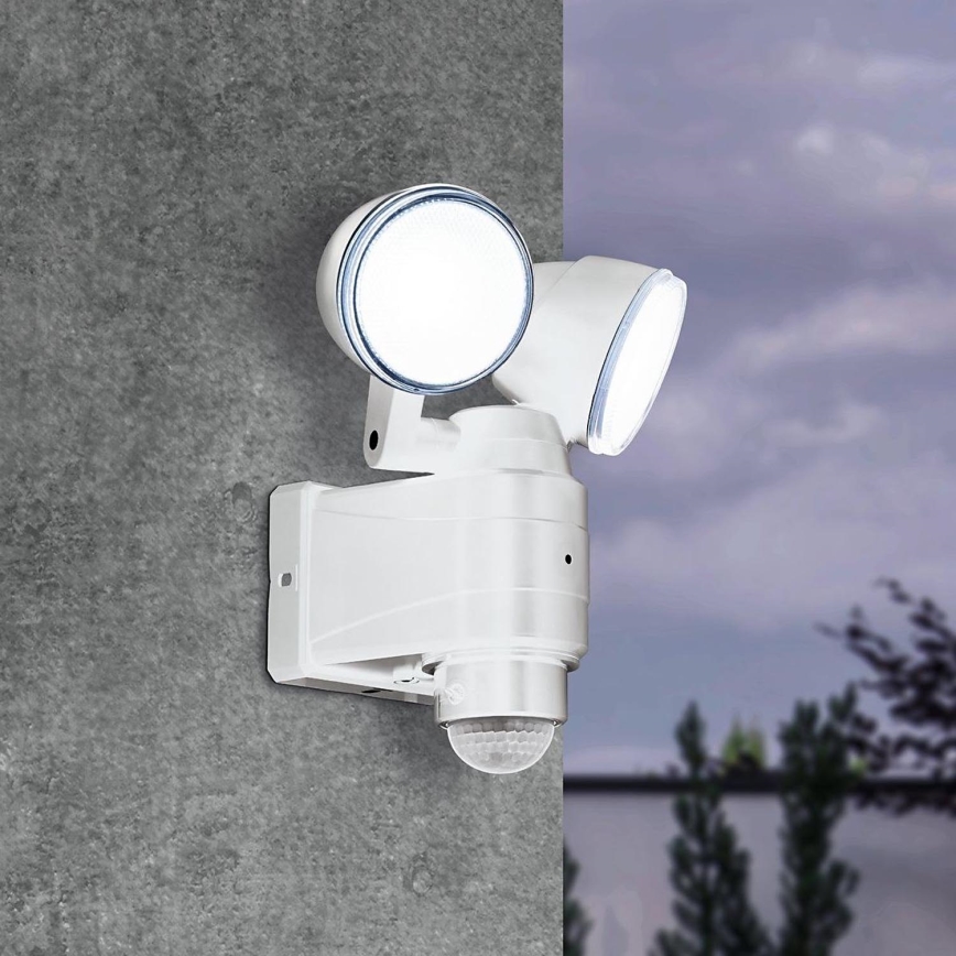 Eglo - LED Spoljašnja lampa sa senzorom 2xLED/4W/4xLR1 IP44