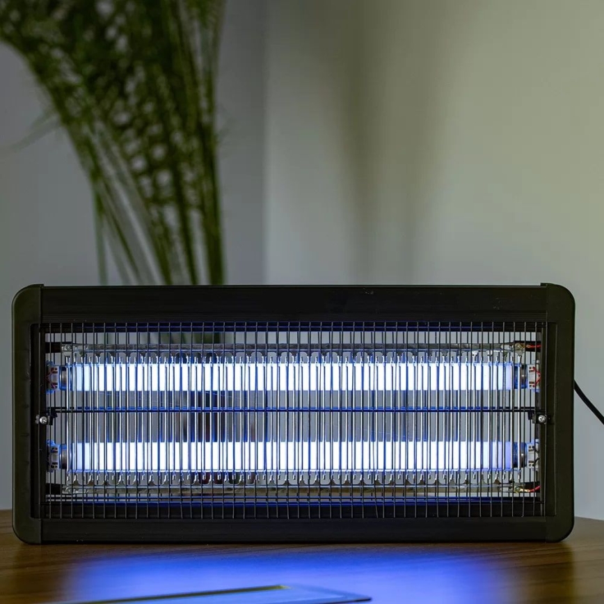 Električni lapač insekata 2x15W/230V, pokriva do 120 m²