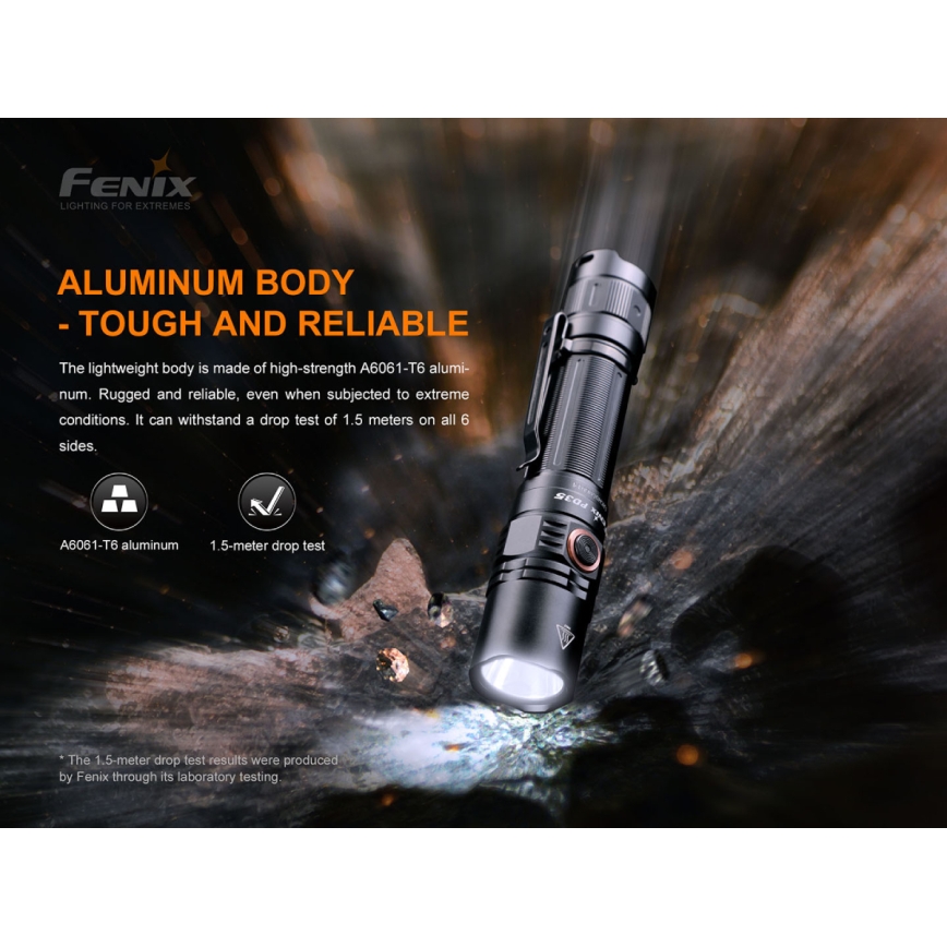 Fenix PD35V30 - LED punjiva baterijska lampa LED/USB/2xCR123A IP68 1700 Im 230 h 2600 mAh