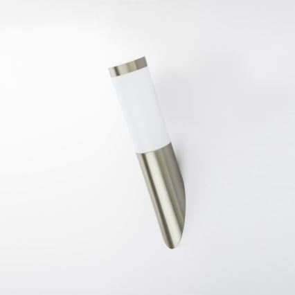 Globo - Spoljašnja zidna lampa 1xE27/23W/230V IP44
