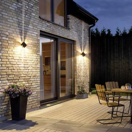 LED Solarna zidna lampa sa senzorom LED/2W/5V IP54 1300 mAh