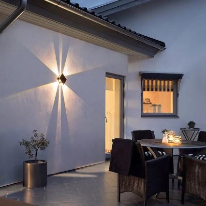 LED Solarna zidna lampa sa senzorom LED/2W/5V IP54 1300 mAh
