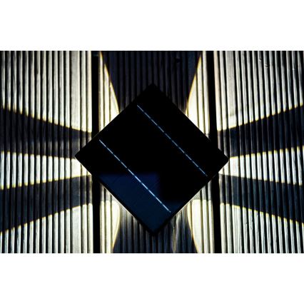 LED Solarna zidna lampa sa senzorom LED/2W/5V IP54 1300 mAh
