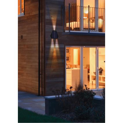 LED Solarna zidna lampa sa senzorom LED/2W/5V IP54 1300 mAh