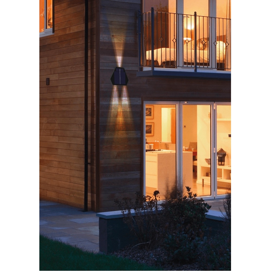 LED Solarna zidna lampa sa senzorom LED/2W/5V IP54 1300 mAh