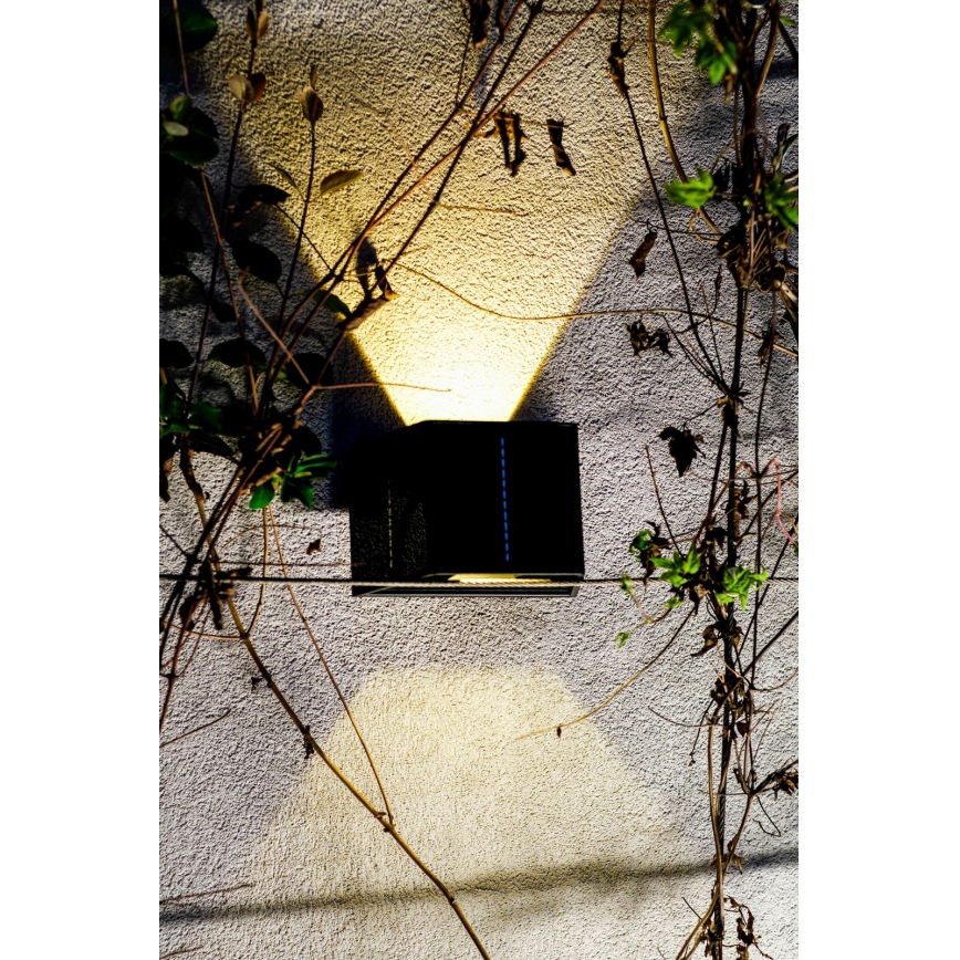 LED Solarna zidna lampa sa senzorom LED/2W/5V IP54 1300 mAh