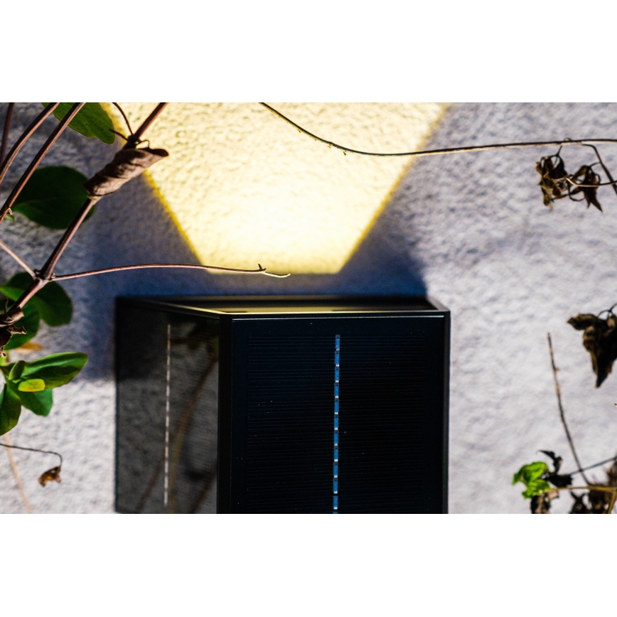 LED Solarna zidna lampa sa senzorom LED/2W/5V IP54 1300 mAh