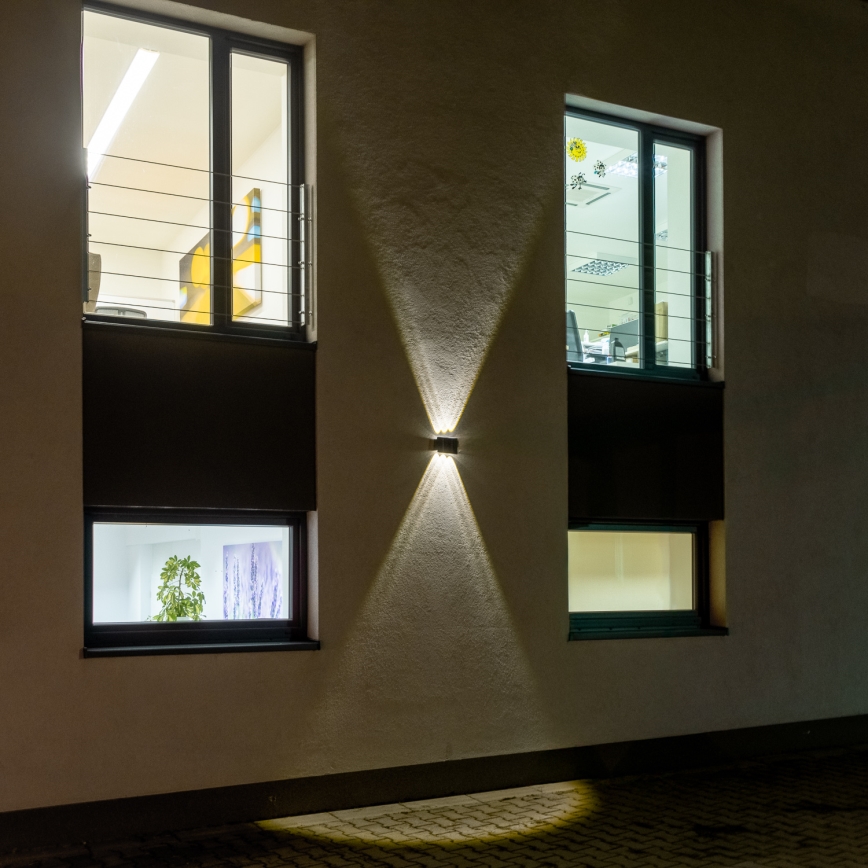 Solarno LED zidno svetlo sa senzorom, 2W/5V, IP54, 1300 mAh