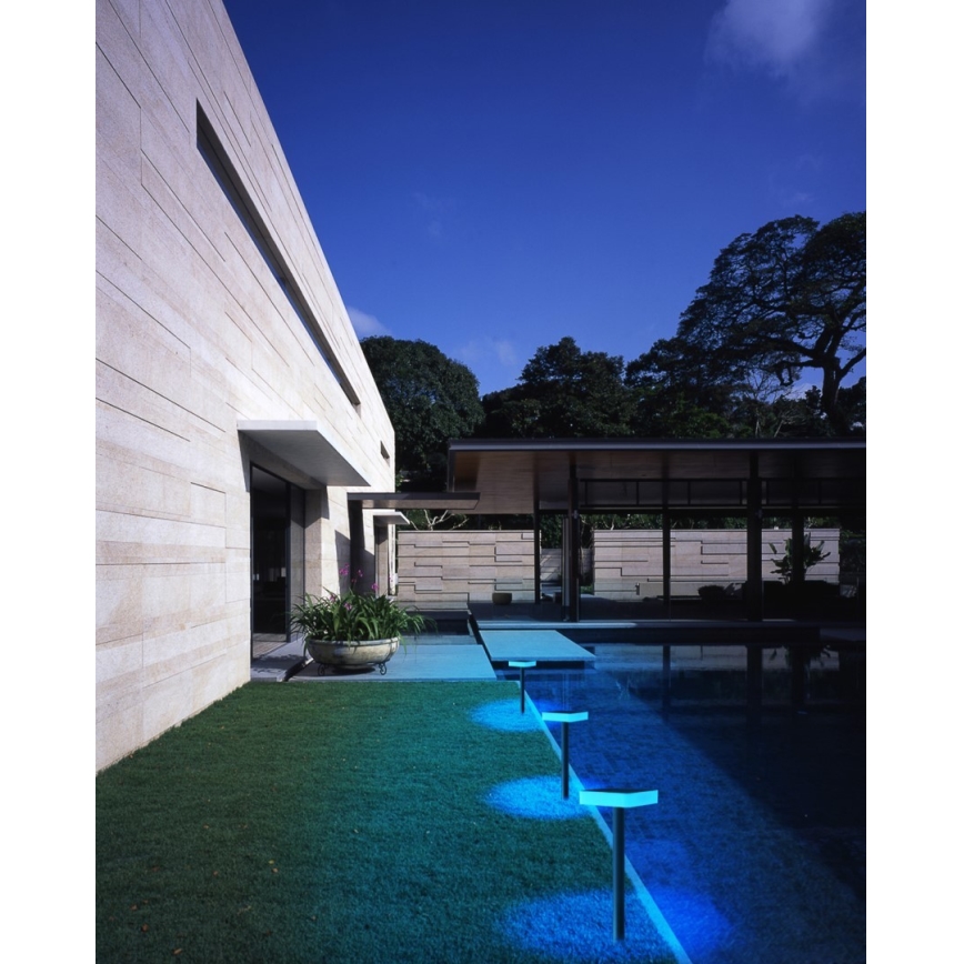 Immax NEO 07911L - LED RGB Prigušiva solarna lampa sa senzorom NEO LITE LED/1W/5V uglast IP54 Tuya