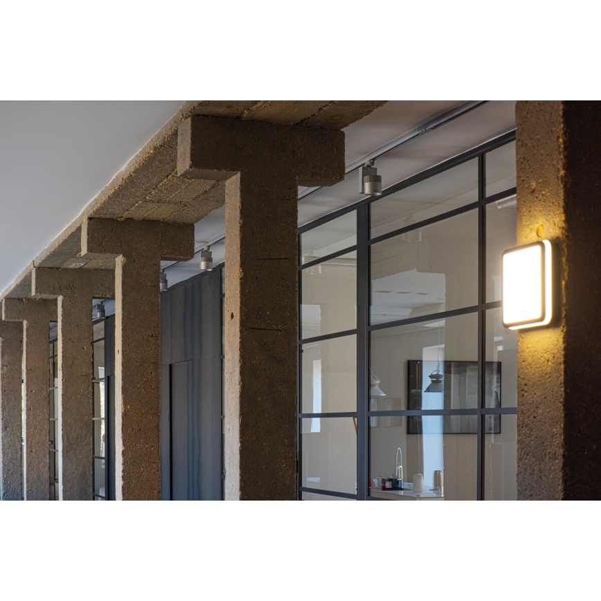 LED Spoljašnja lampa sa senzorom BENO LED/18W/230V 4000K IP54 antracit
