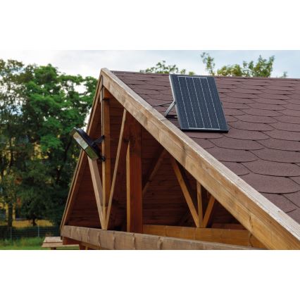 LED Prigušivi reflektor sa solarnim panelom i senzorom za dan/noć LED/15W/15000 mAh 3,2V IP65 + Daljinski upravljač