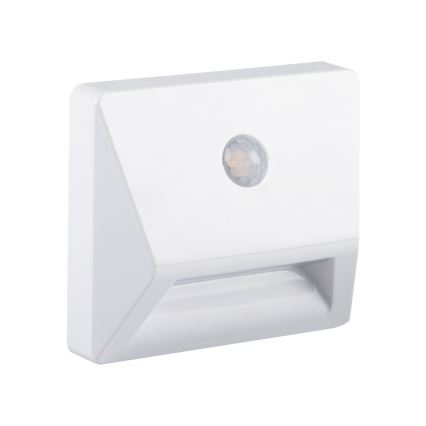 Kanlux 37392 - LED Ugradbena lampa sa senzorom za pokret i dan/noć IRS LED/0,3W/3xAAA IP54 bela