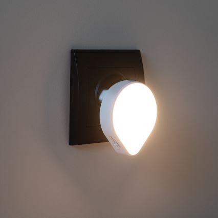 Kanlux 37396 - LED Prigušiva orijentacijska lampa sa senzorom za dan/noć za utičnicu ULOV LED/0,5W/230V bela