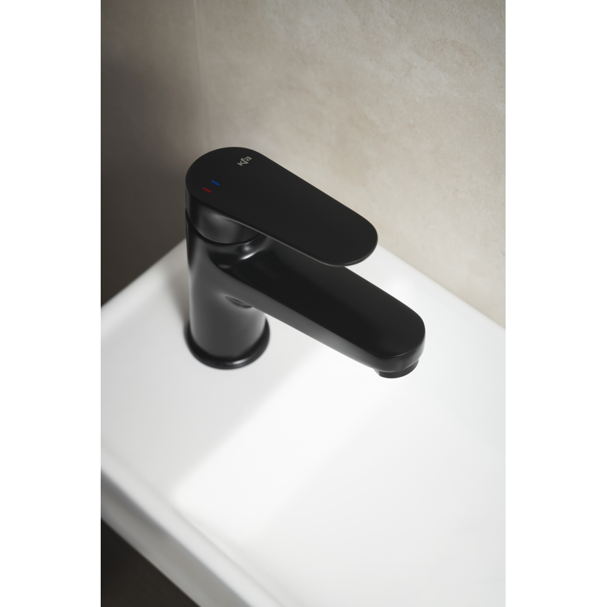 KFA Armatura 5552-815-81 - Slavina za lavabo + gornji deo sifona sa prelivom OTAVA 15 cm matirana crno