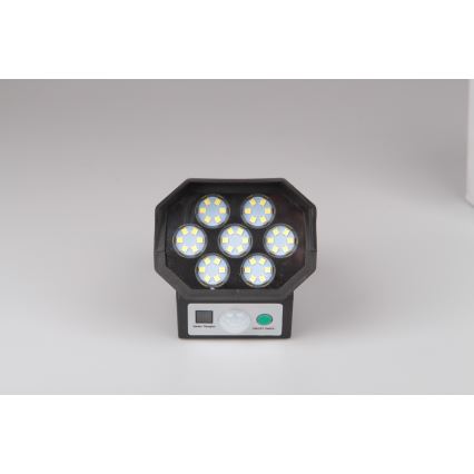 LED Lažna sigurnosna kamera sa senzorom i sa solarnim panelom LED/5W/5,5V IP65 + Daljinski upravljač