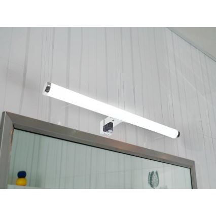 LED osvetljenje za kupatilsko ogledalo LED/10W/230V 45 cm IP44 sjajni hrom