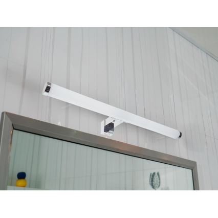 LED osvetljenje za kupatilsko ogledalo LED/10W/230V 45 cm IP44 sjajni hrom