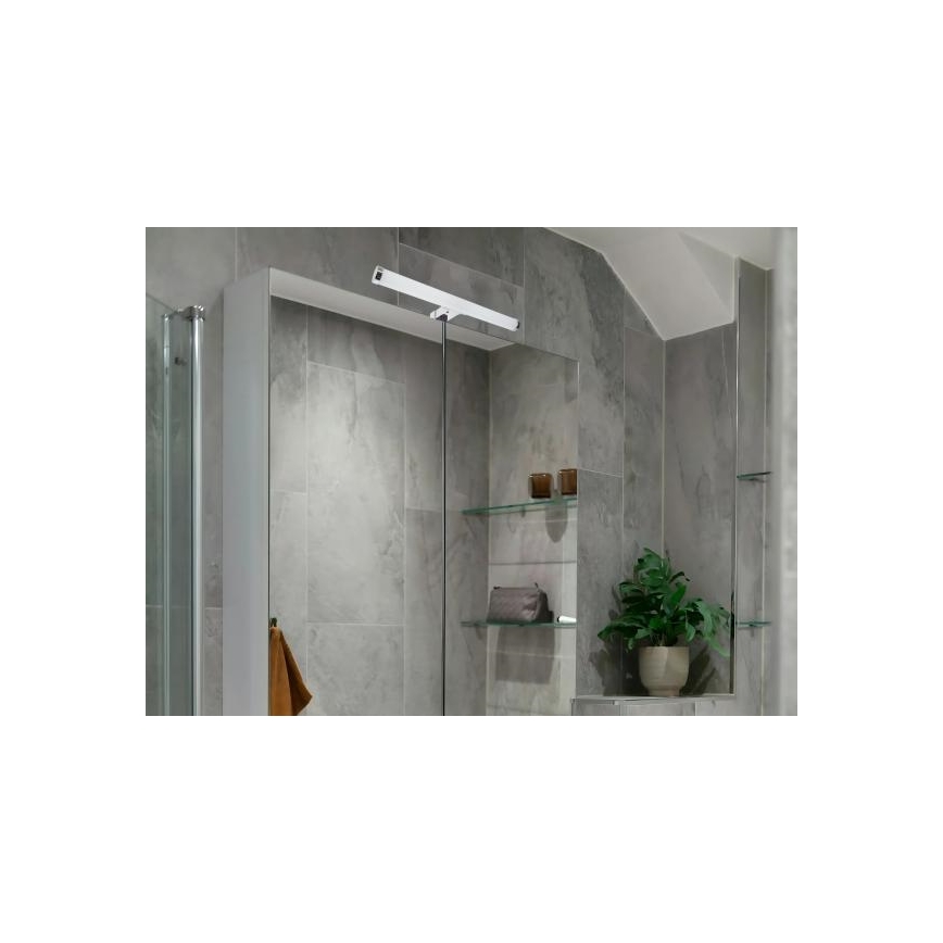LED osvetljenje za kupatilsko ogledalo LED/8W/230V 30 cm IP44 sjajni hrom