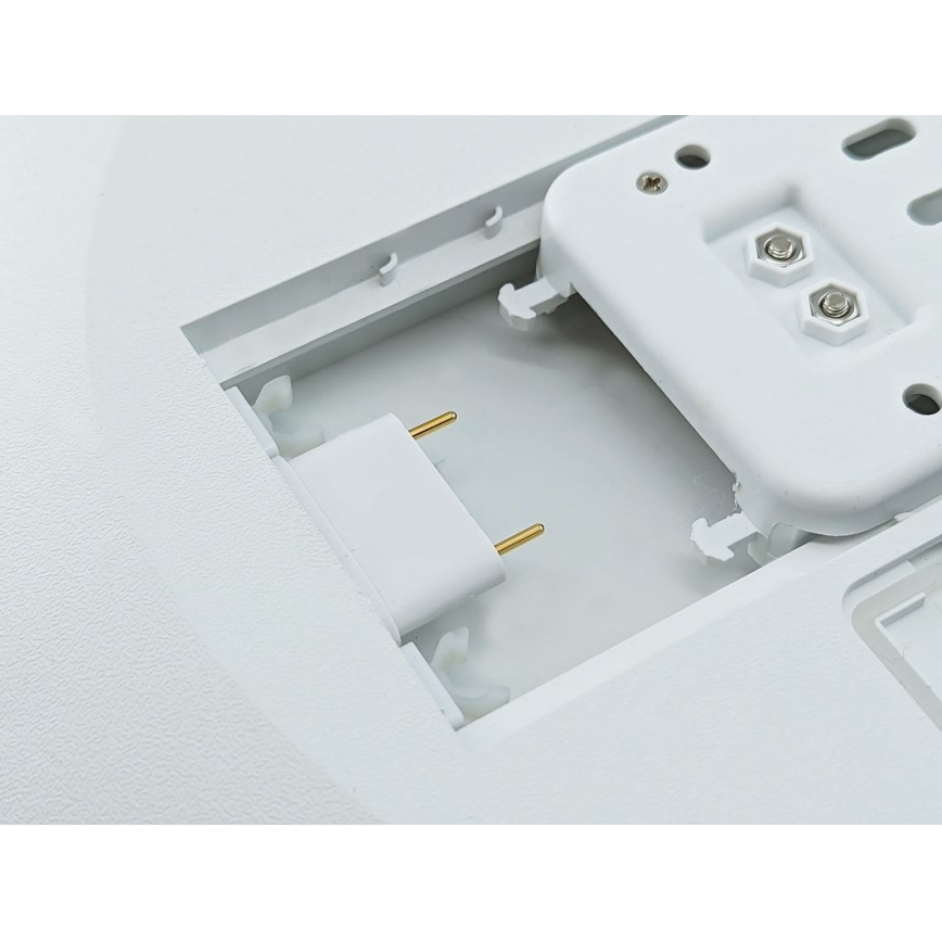 LED Prigušiva plafonjera za kupatilo SLIDE LED/6/12/18/24W/230V 2900/4000/6200K IP44 bela