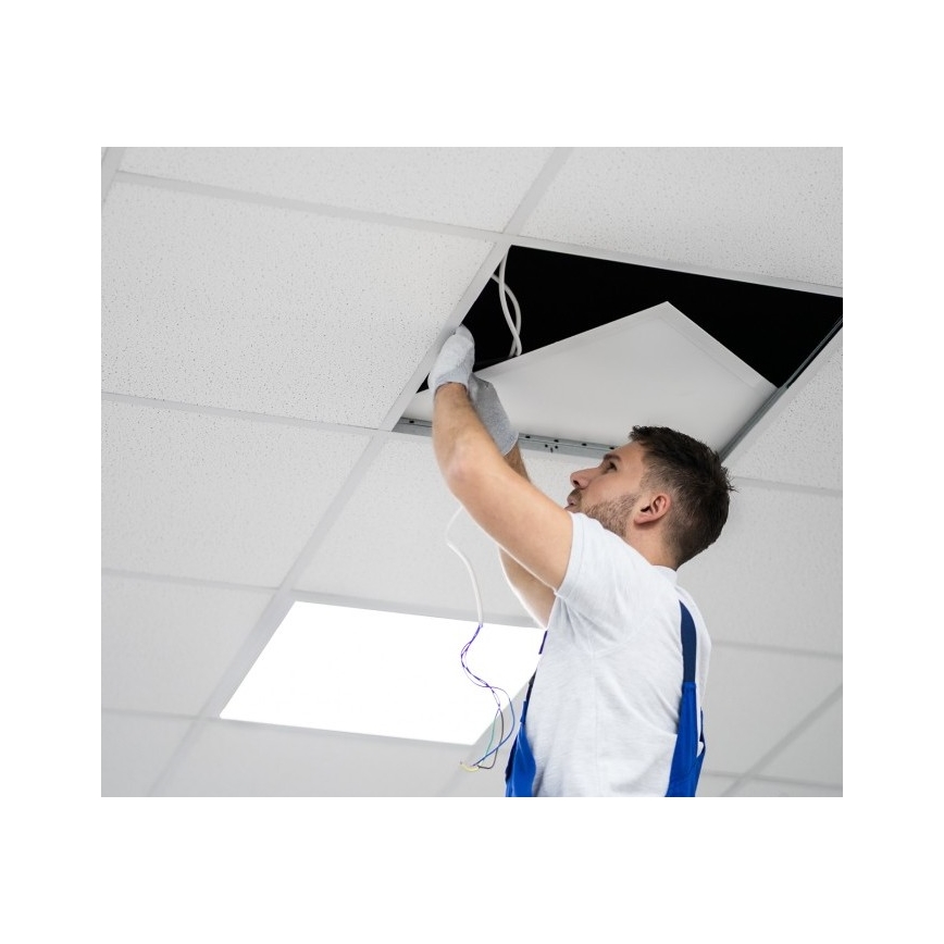 LED prigušiva panel za spušteni plafon CAPRI LED/25/36/40W/230V 3000/4000/5700K UGR19 IP44 60x60 cm