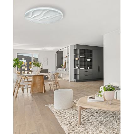 LED Prigušiva plafonjera LIKA LED/60W/230V 2700-6500K pr. 58 cm + Daljinski upravljač