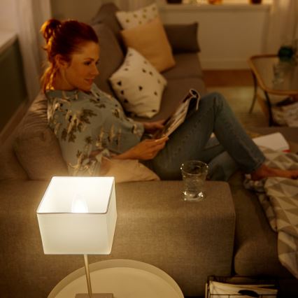 LED Žarulja za prigušivanje Philips HUE WHITE E14/5,5W/230V